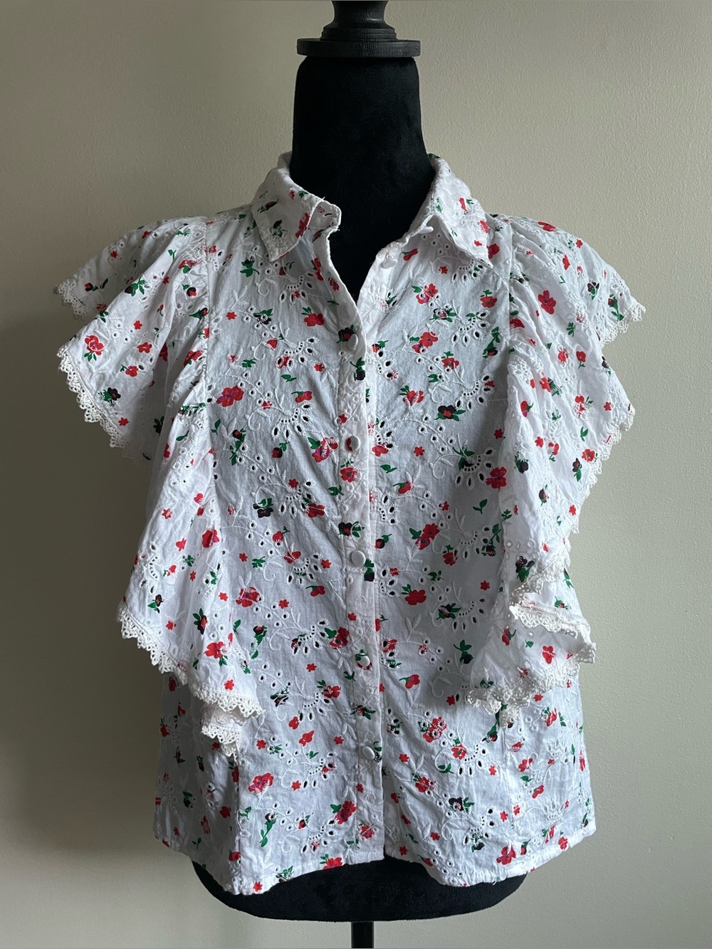 YAS White Floral Eyelet Flutter Sleeve Cottagecore Blouse M